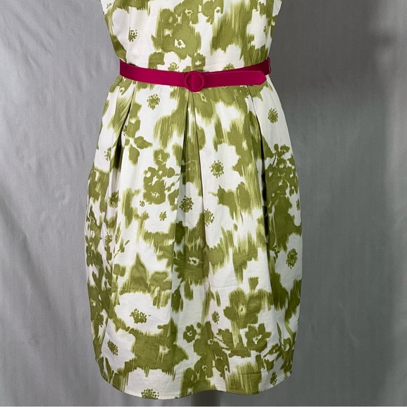 Jessica Howard Green & White Sleeveless V Back Fit & Flare Dress Pink Belt 12 - Picture 3 of 7